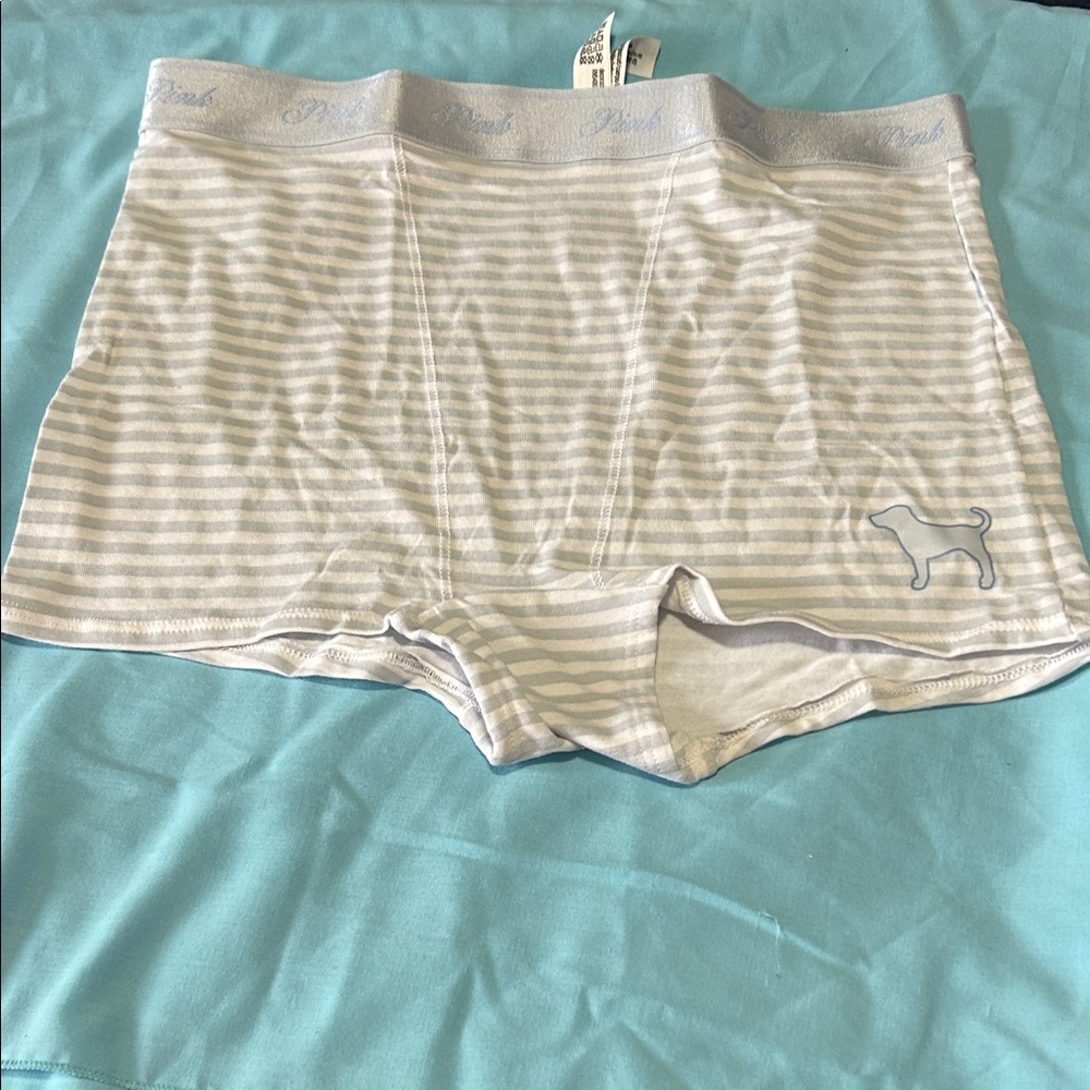 Victoria's Secret PINK Striped White and Gray Shorts size small nwt